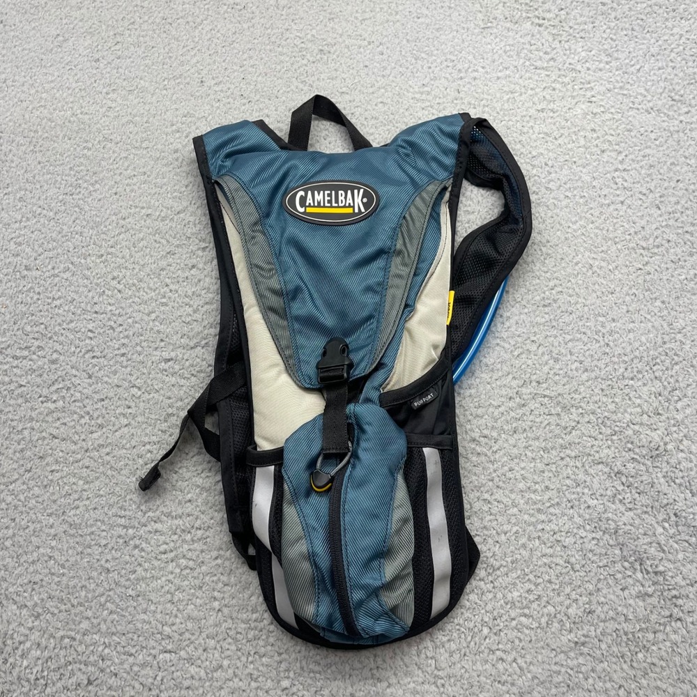 CamelBak Rogue 2L Blue Gray Hydration Pack Hiking Trail backpack w/ Reservoir - Picture 5 of 8